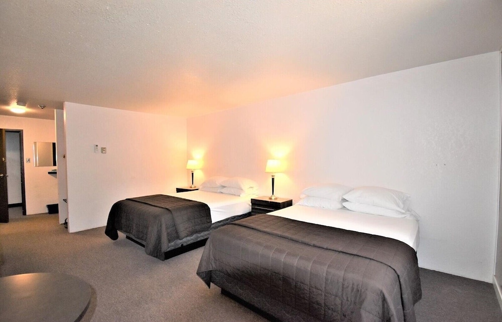 Standard Room, 2 Queen Beds