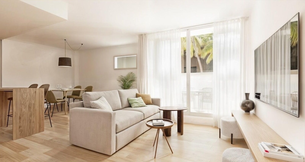 Apartamento Básico, con Vista a la Piscina, Planta Baja