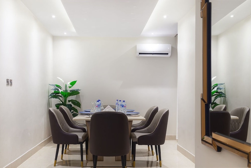 Executive Apartment, 2 Bedrooms photo 2