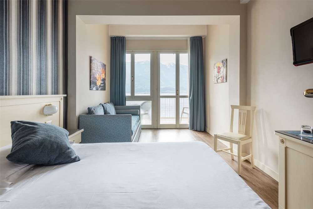 Comfort Triple Room, Lake View photo 1