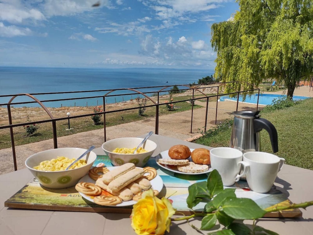 Panoramic Studio, Sea View photo 2