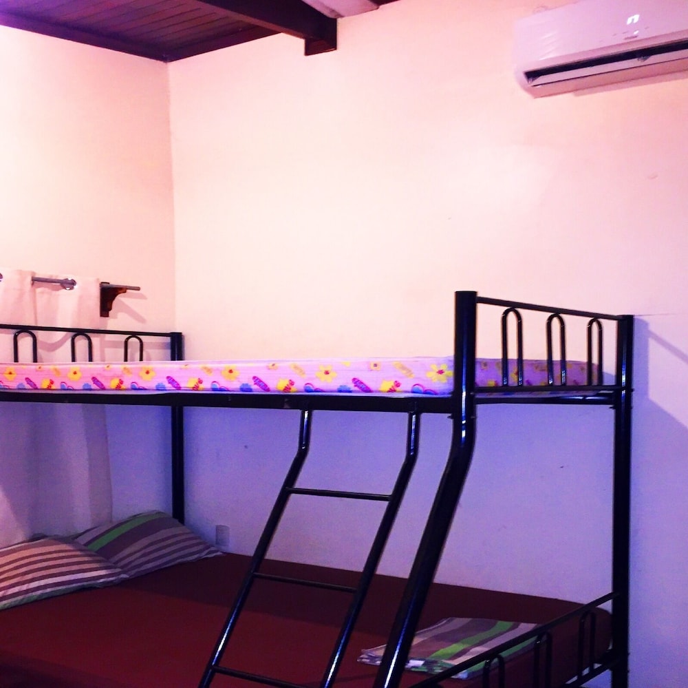 Basic Triple Room photo 1