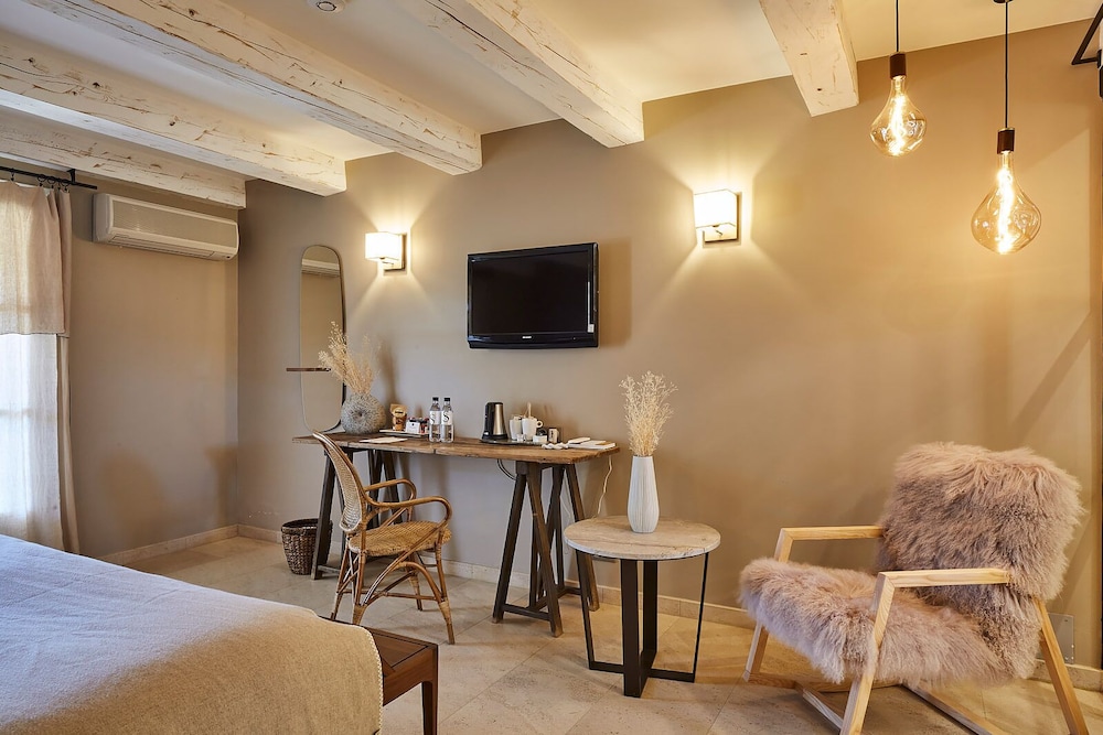 Double Room (elegance) - Photo 10