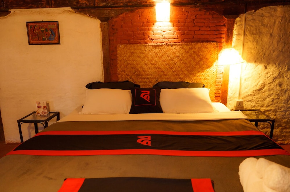Deluxe Double or Twin Room photo 1
