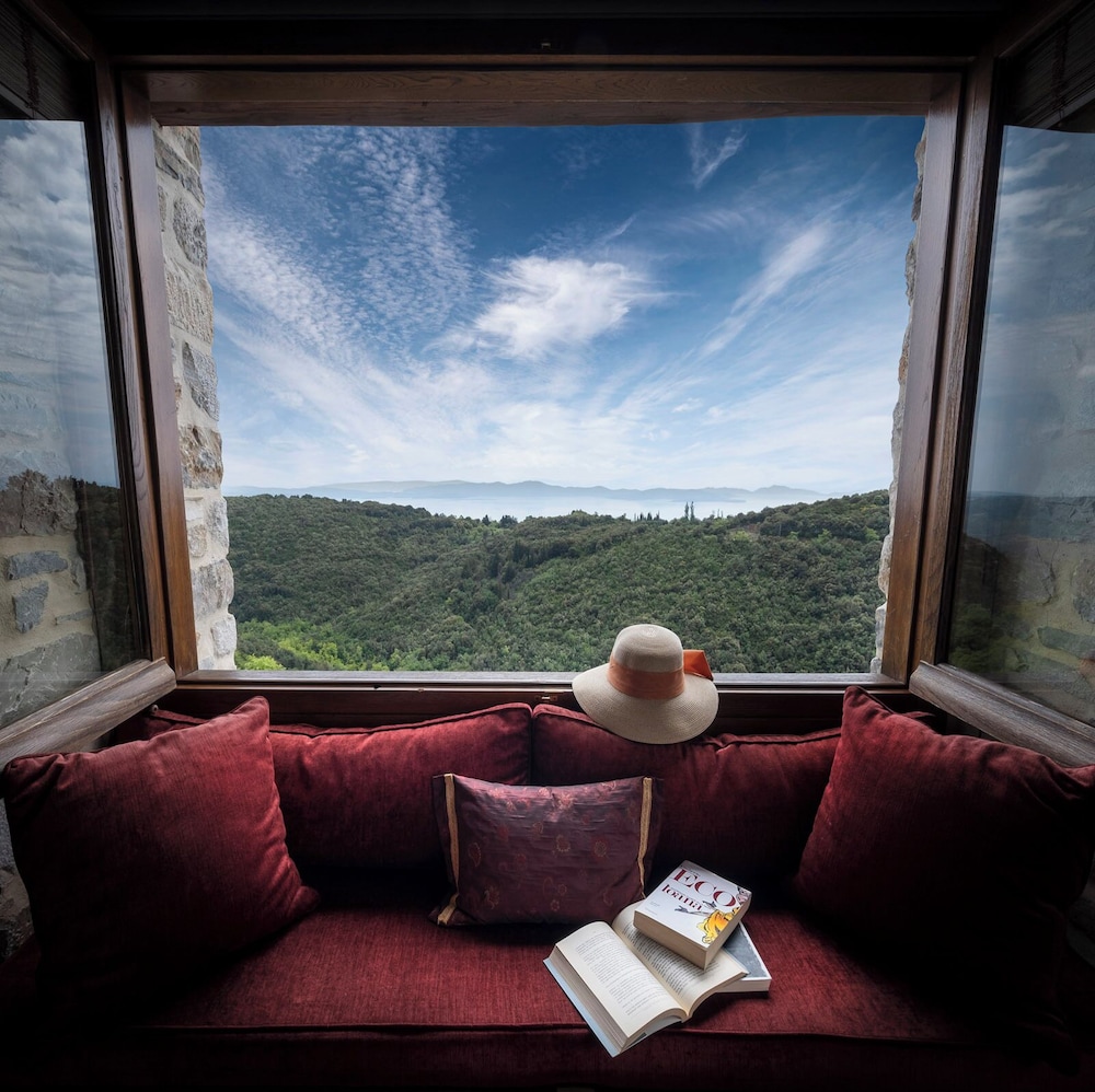 Grand Suite with Panoramic Sea View - Thivi photo 2