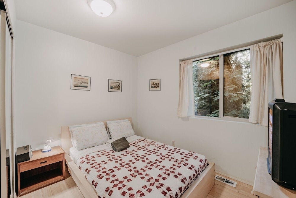 Cabin, 5 Bedrooms photo 1