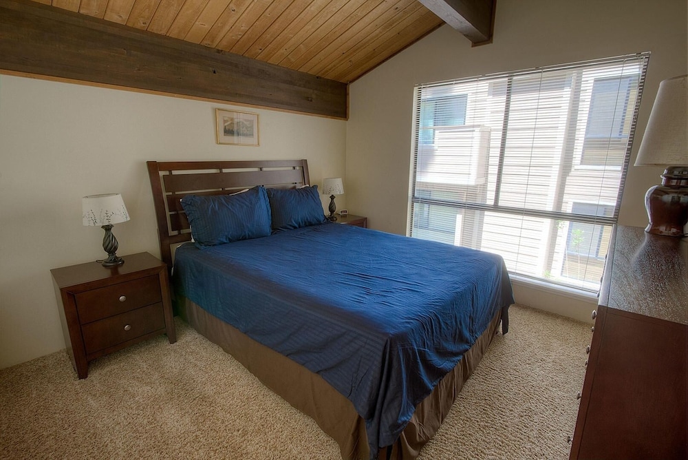 Condo, 4 Bedrooms photo 3