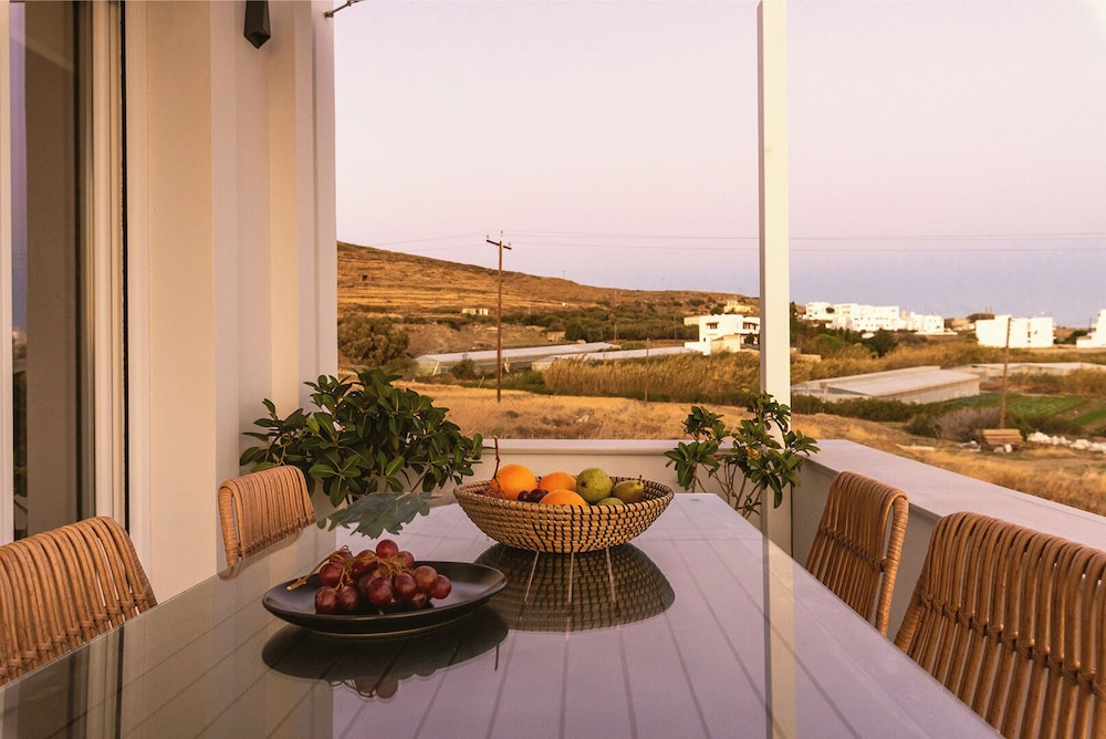 Deluxe Suite photo 2