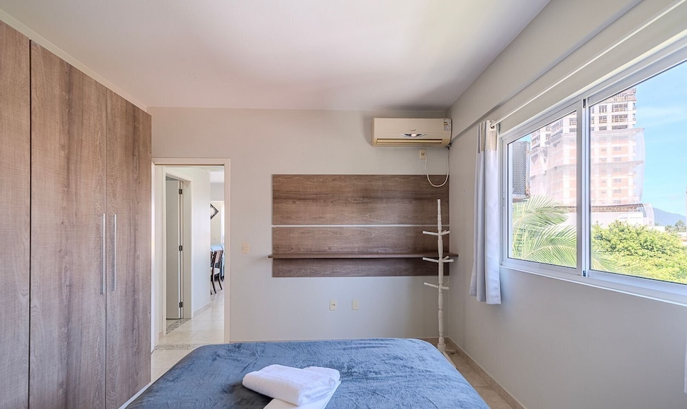 Basic Apartment photo 1