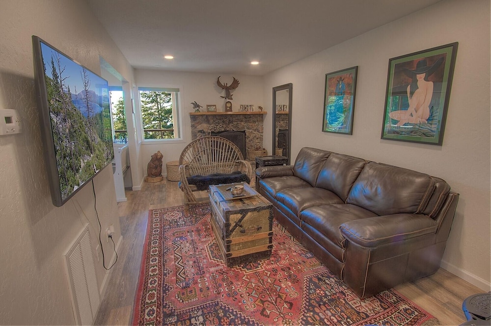 Condo, 1 Bedroom photo 1