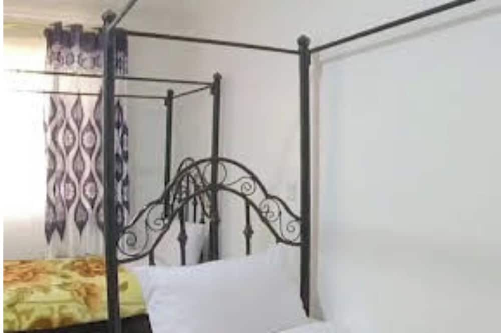 Standard Double Room photo 3