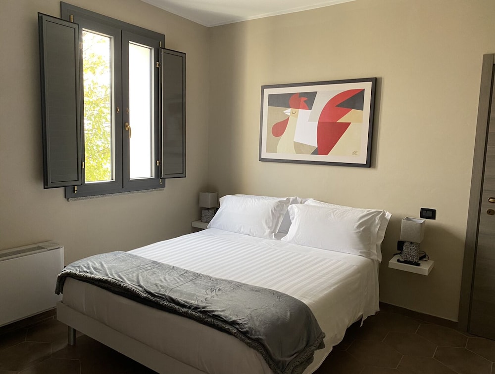 Royal Room photo 1
