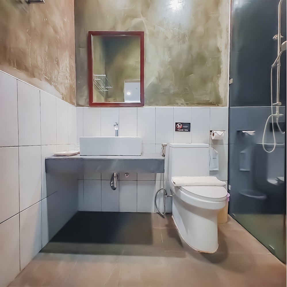 Deluxe Double or Twin Room - Photo 3