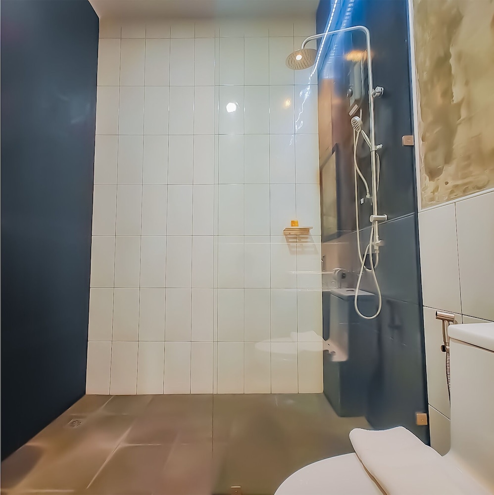 Deluxe Double or Twin Room - Photo 4