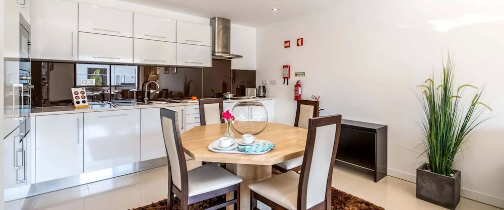 Apartment, 2 Bedrooms, Balcony (Main Building) photo 3