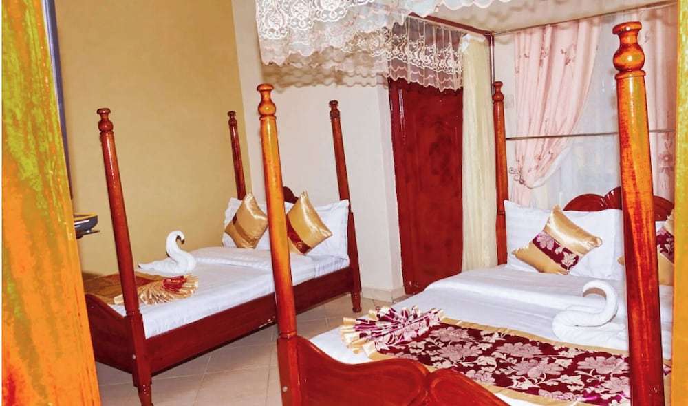 Twin Room, City View
