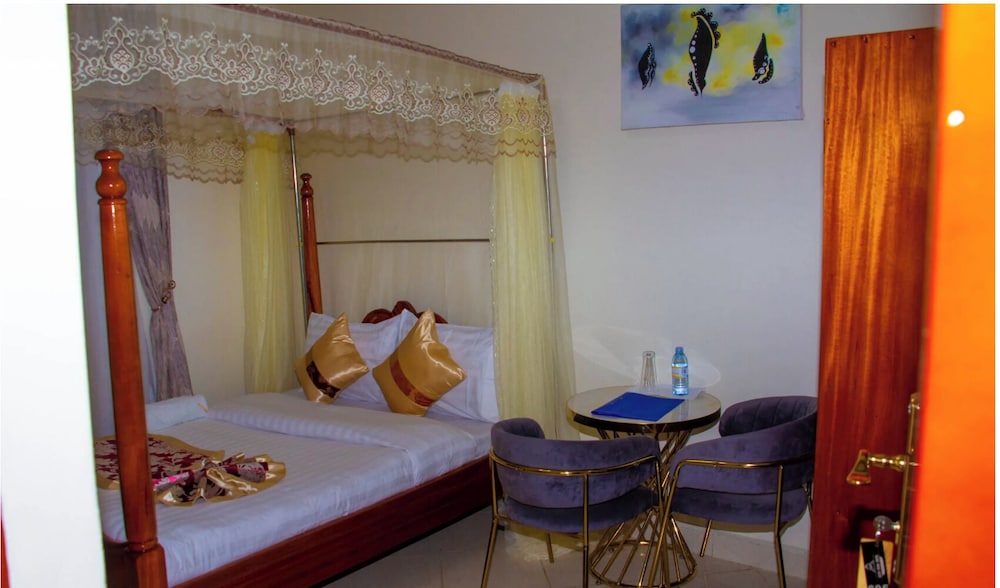 Comfort Single Room, City View