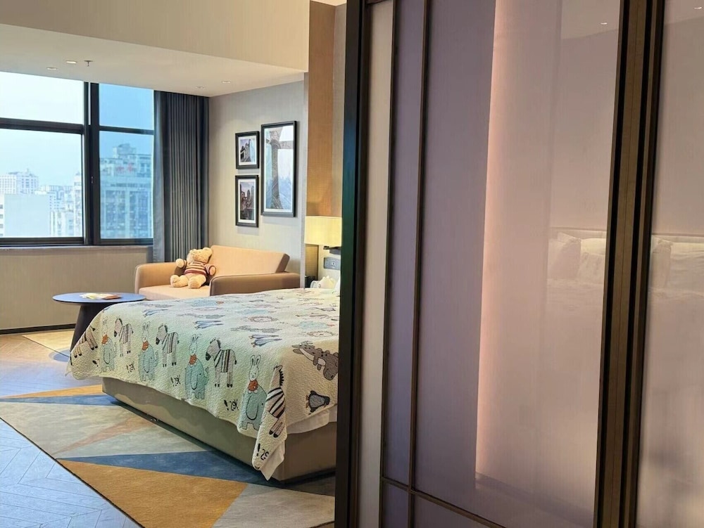 Deluxe VIP Family Friendly Double Room