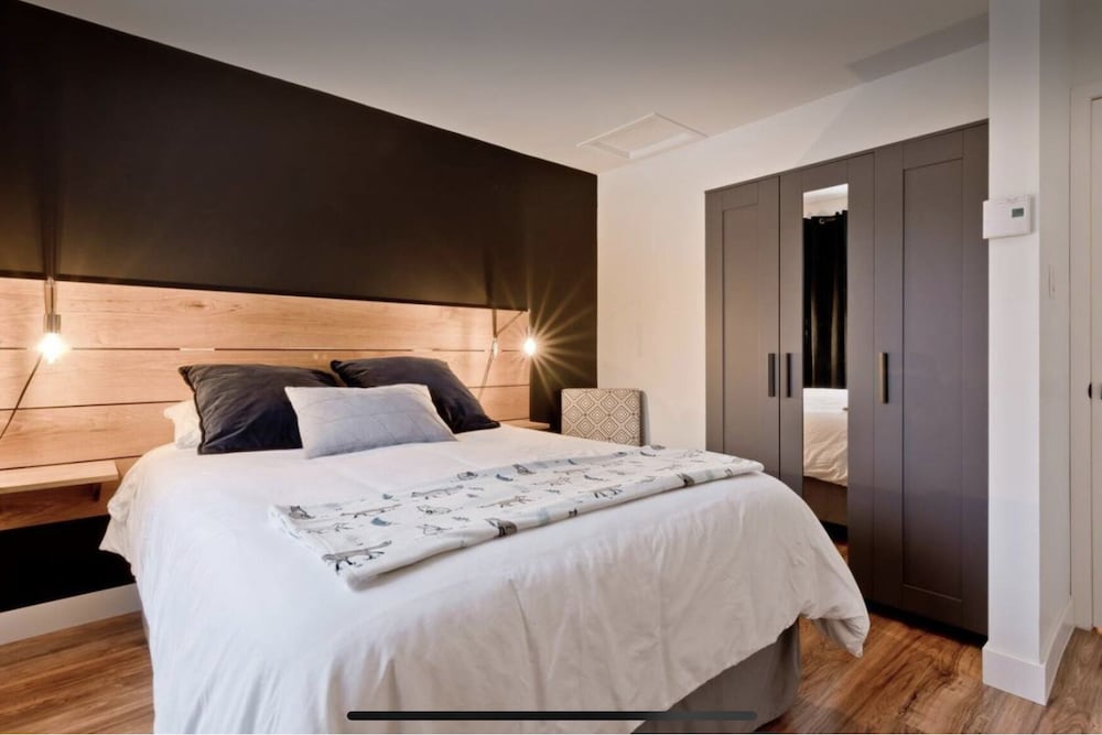 Condo, 2 Bedrooms, Non Smoking photo 1