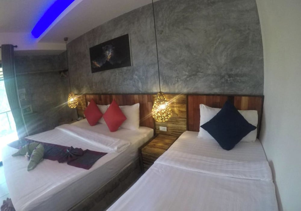 Deluxe Triple Room photo 1