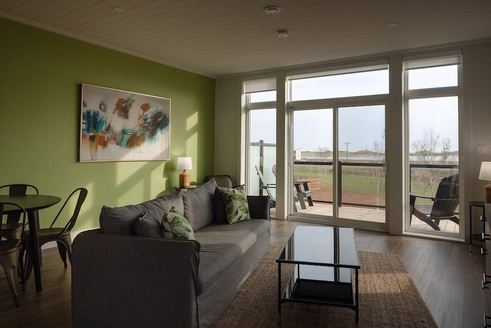 Villa, 2 Bedrooms, Mobility Accessible photo 3