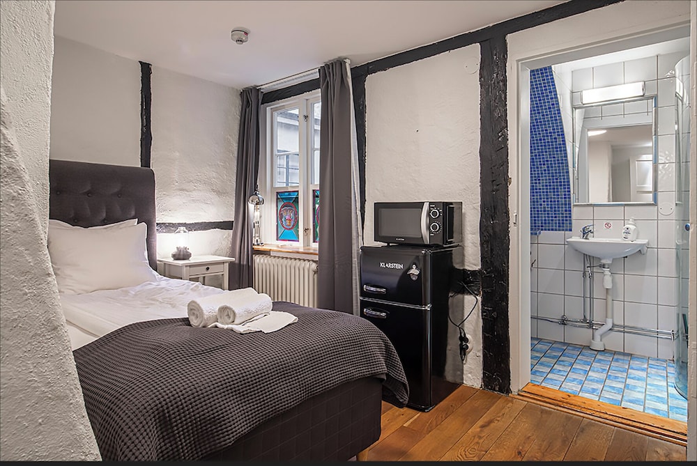 Standard Studio, 1 Twin Bed photo 1