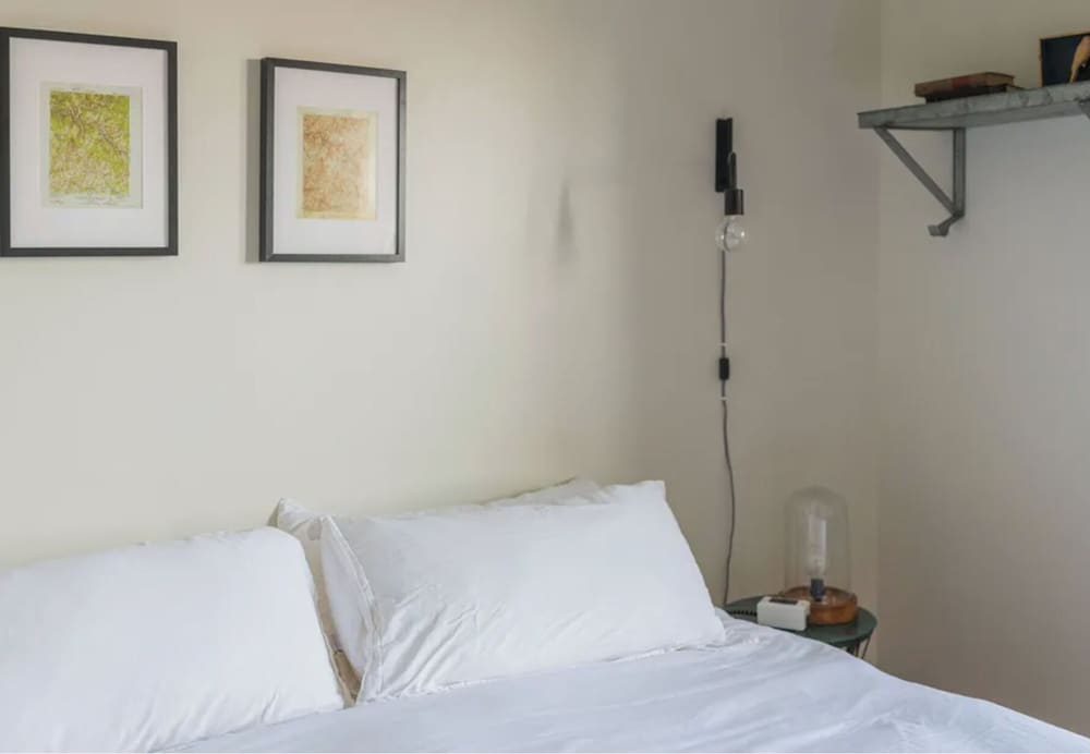 Classic Room, 1 Queen Bed