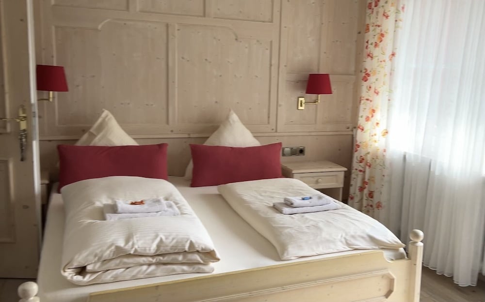 Deluxe Double Room photo 3