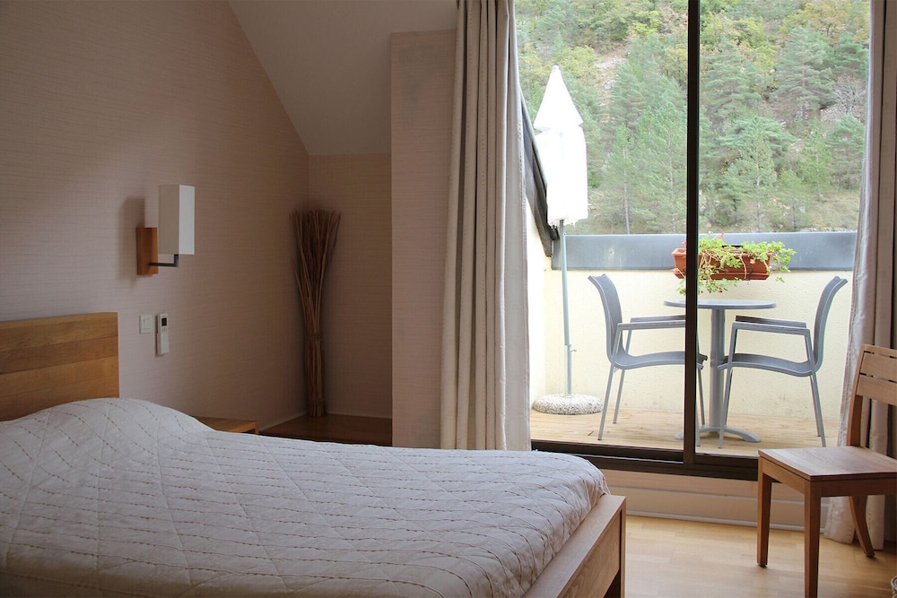 Standard Room photo 1