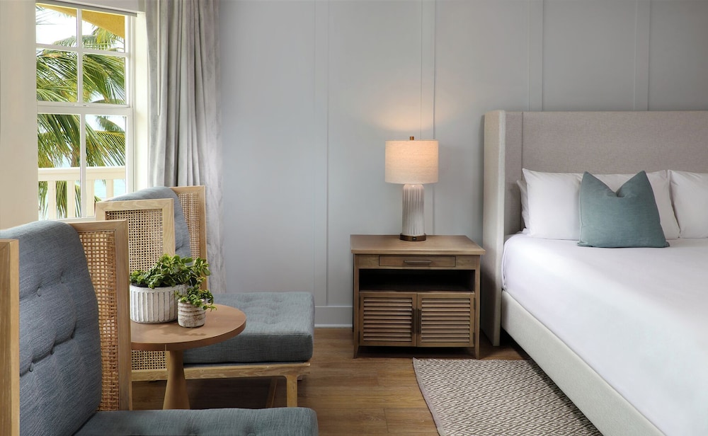 Room, 1 King Bed, Ocean View - Photo 3