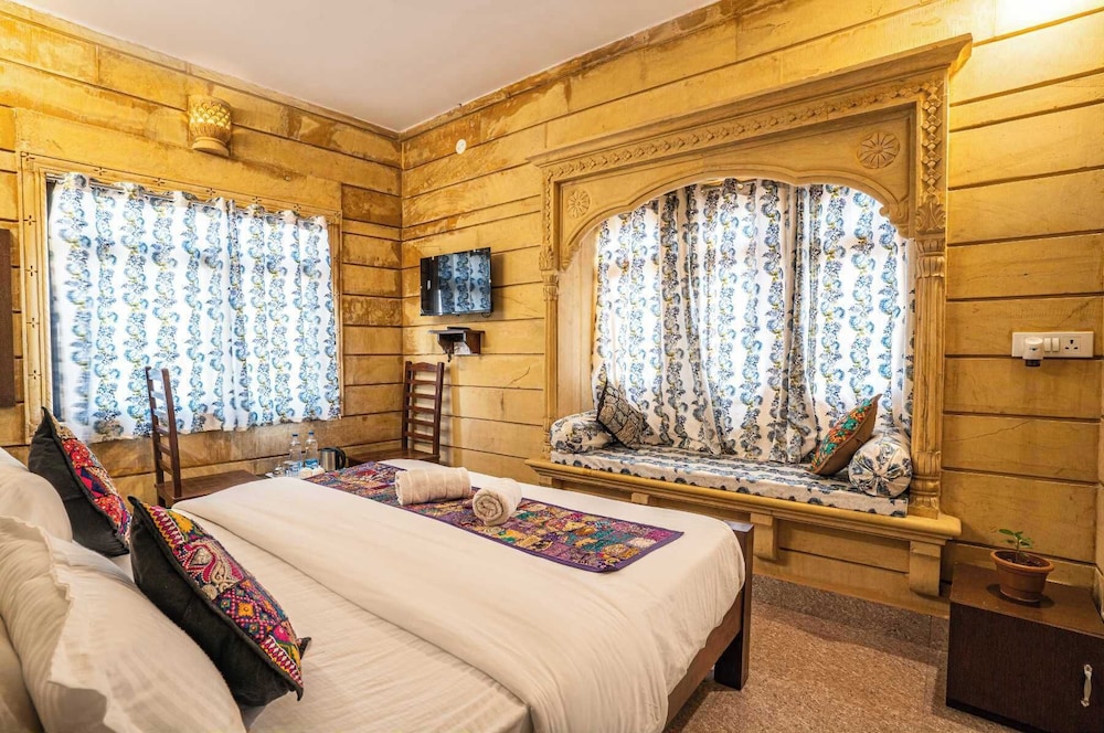 Superior King Room - Photo 4