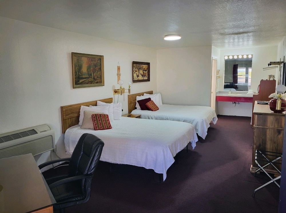 Premier Room, 2 Queen Beds, Non Smoking photo 3