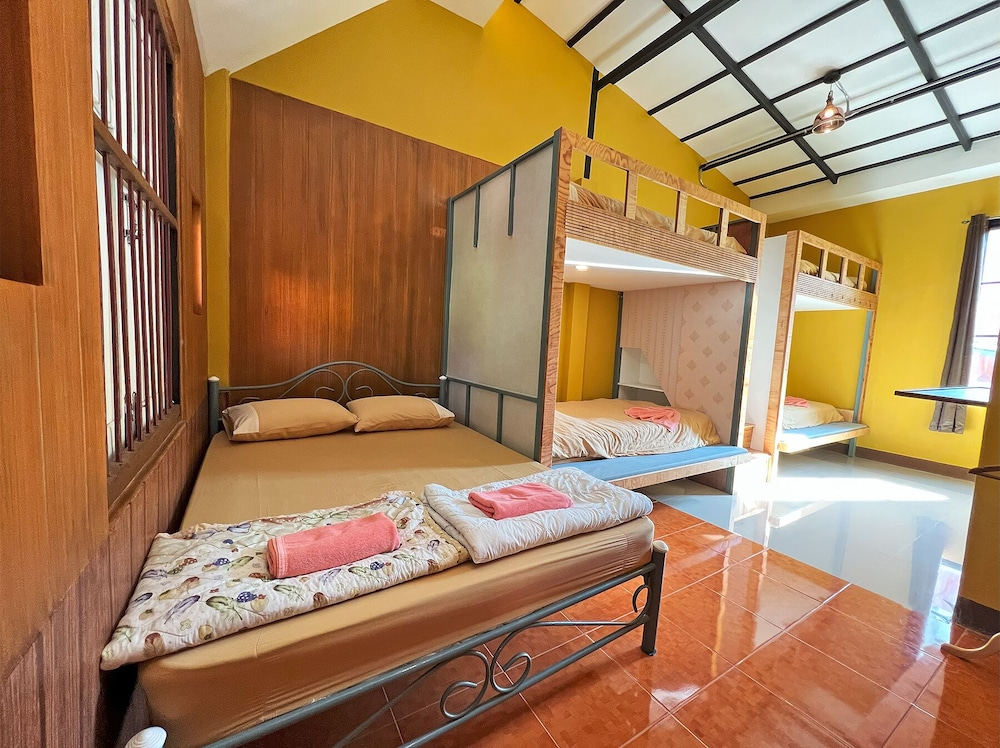 Family room 6 people with bunkbed