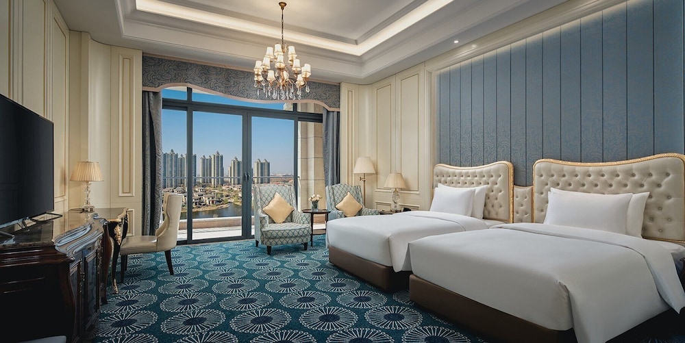 Standard Room, 2 Double Beds, Lake View - Photo 2