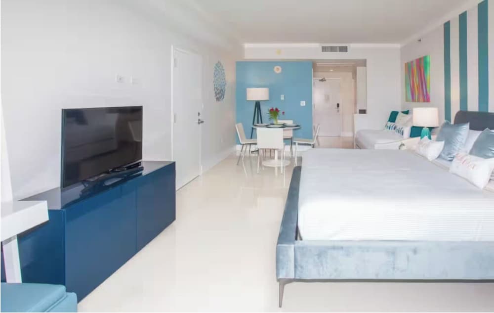 Luxury Suite, Ocean View photo 1