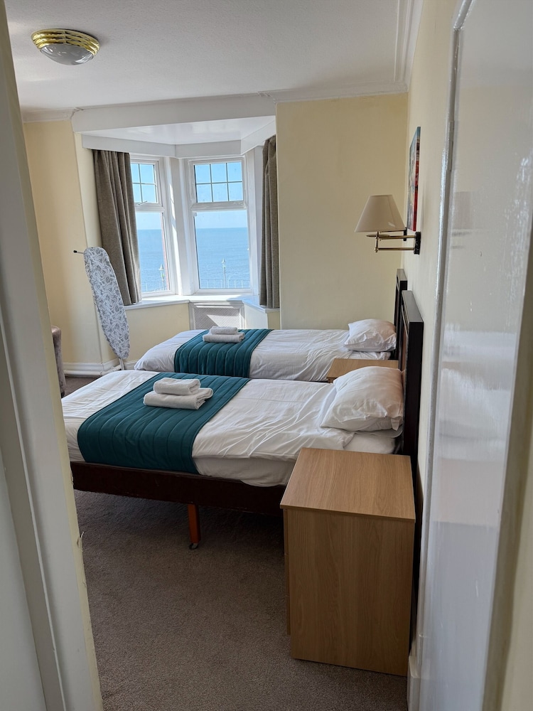 Twin Room, Sea View - Photo 5