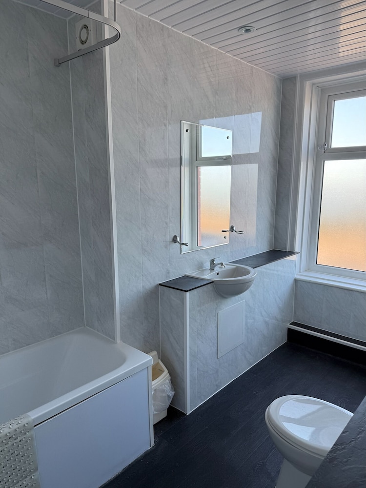 Double Room, Sea View - Photo 5