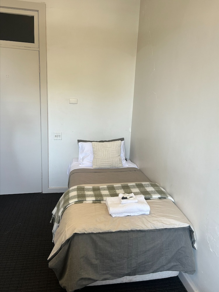 Standard Triple Room photo 2