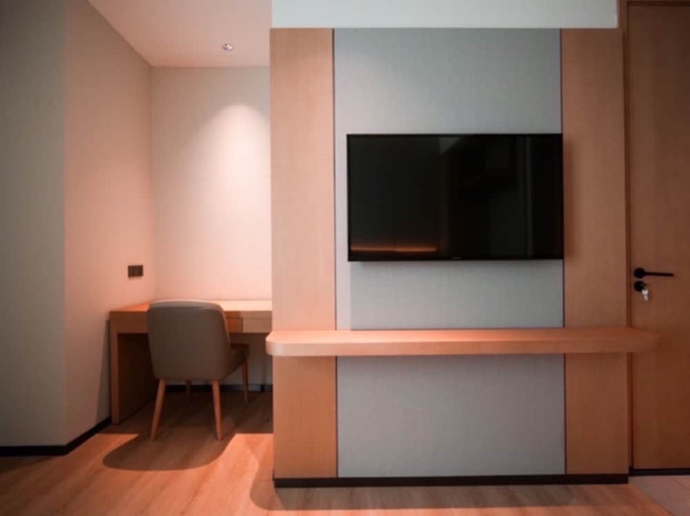 Superior King Room photo 3
