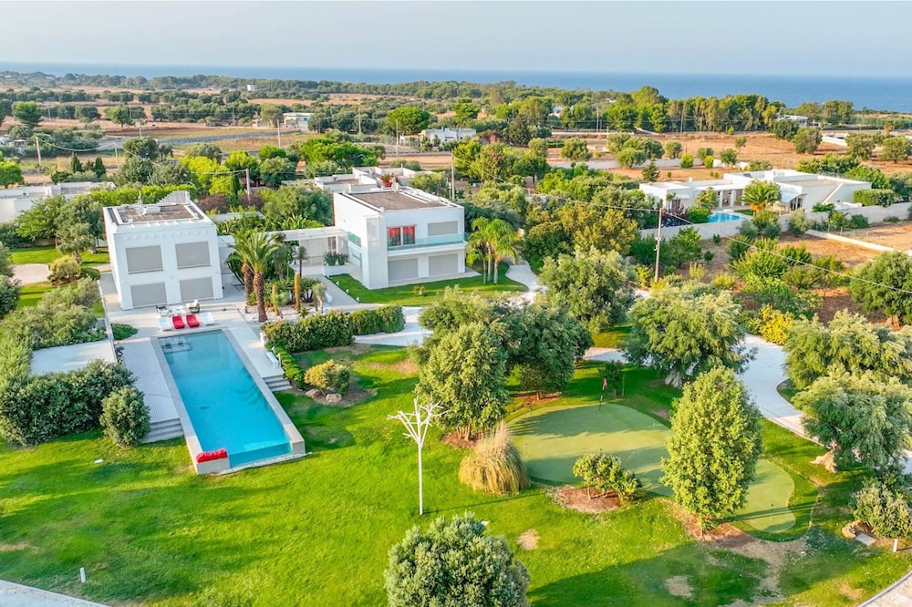 Signature Villa