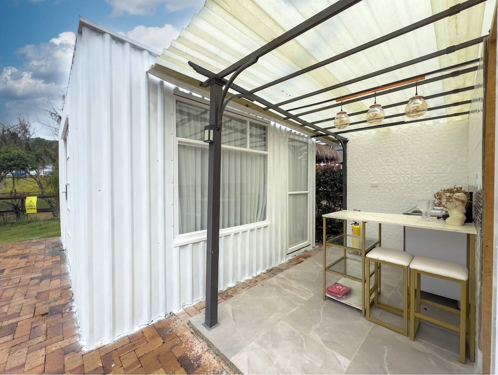 Family Triple Room, Lake View photo 3
