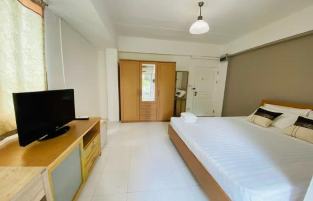 Standard Double Room photo 2