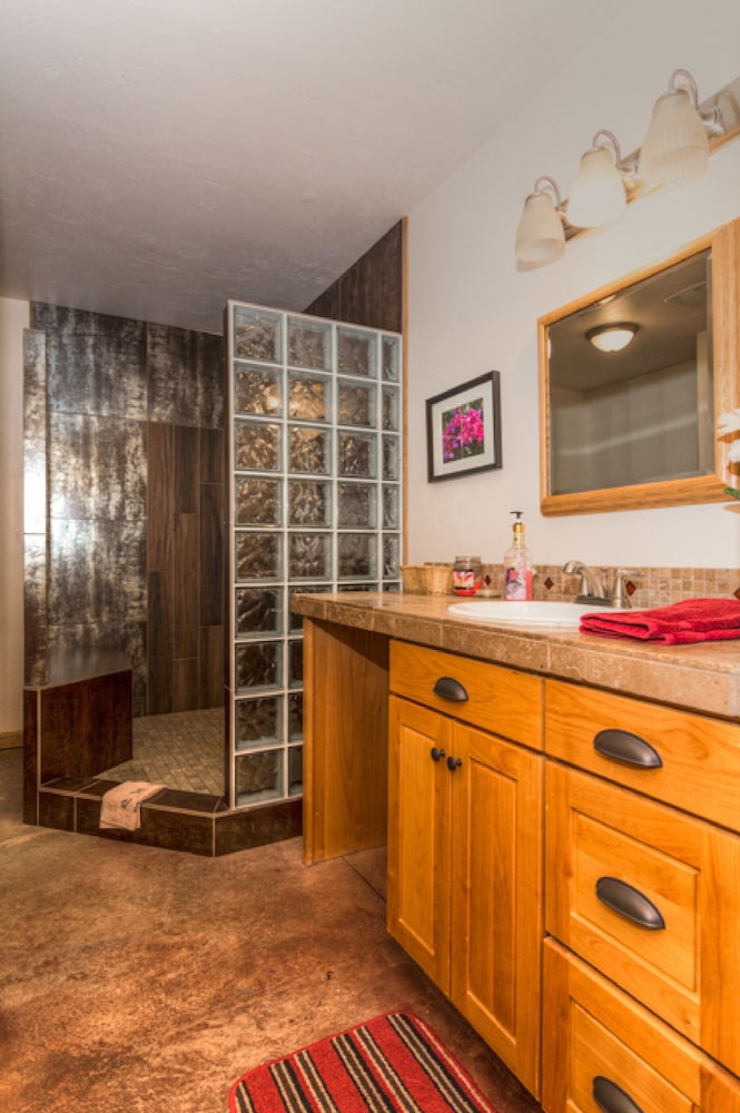 Homestead Lodge 5 BR photo 3