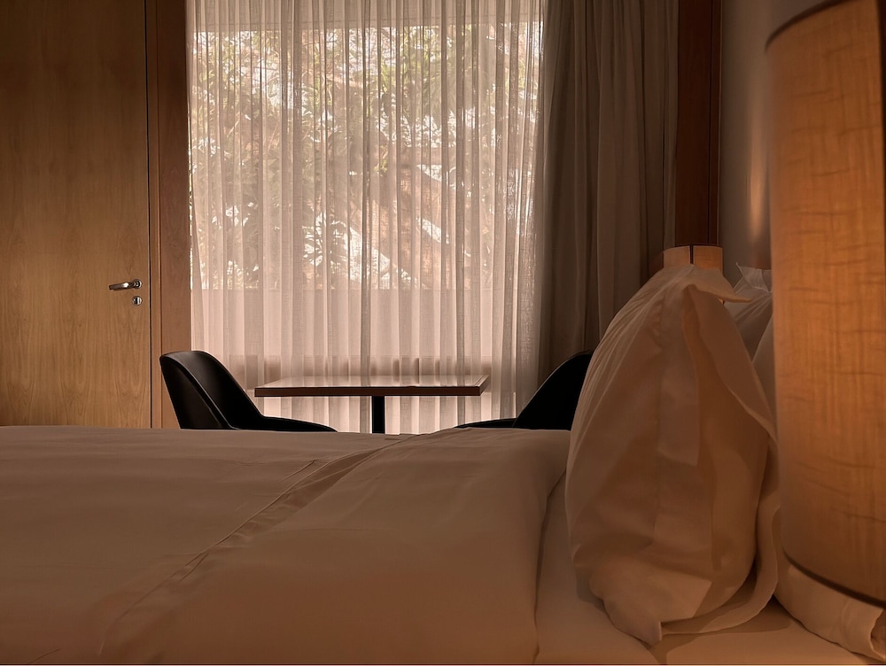 Standard Double Room - Photo 3