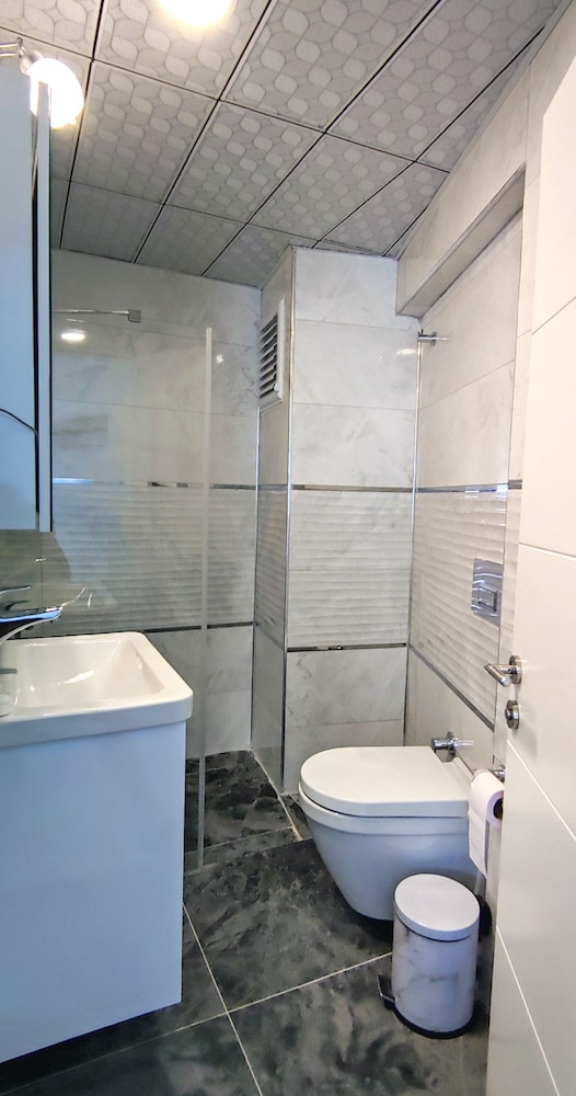 Standard Room photo 3