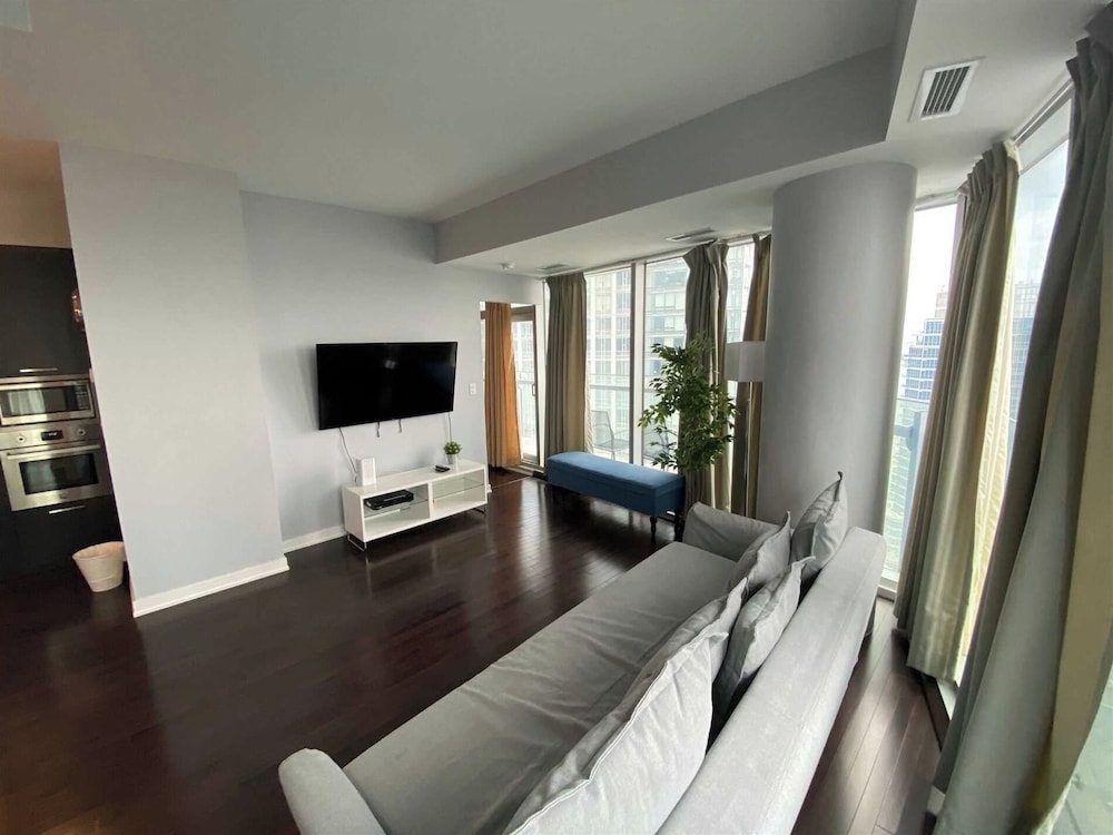 Family Apartment, 3 Bedrooms, 2 Bathrooms thumbnail 5