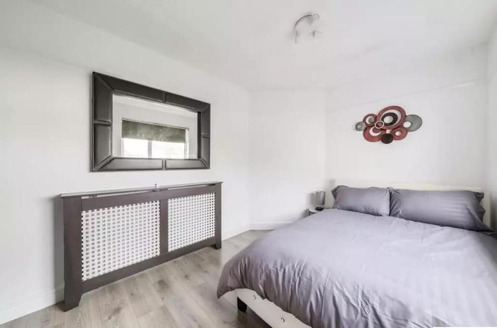 Apartment photo 2