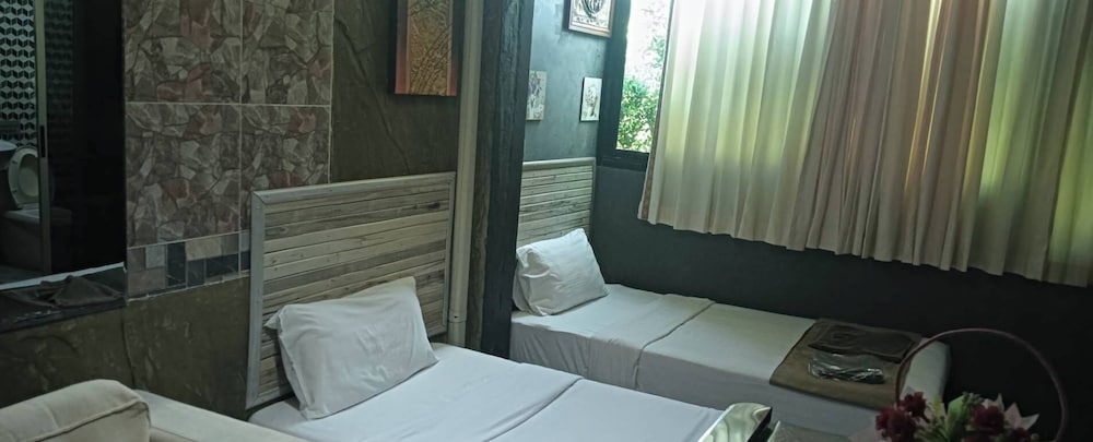 Deluxe Twin Room, Hill View