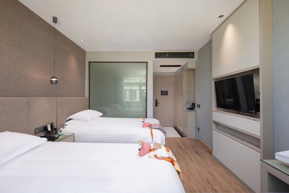 Luxury Room, 1 Bedroom, City View photo 3