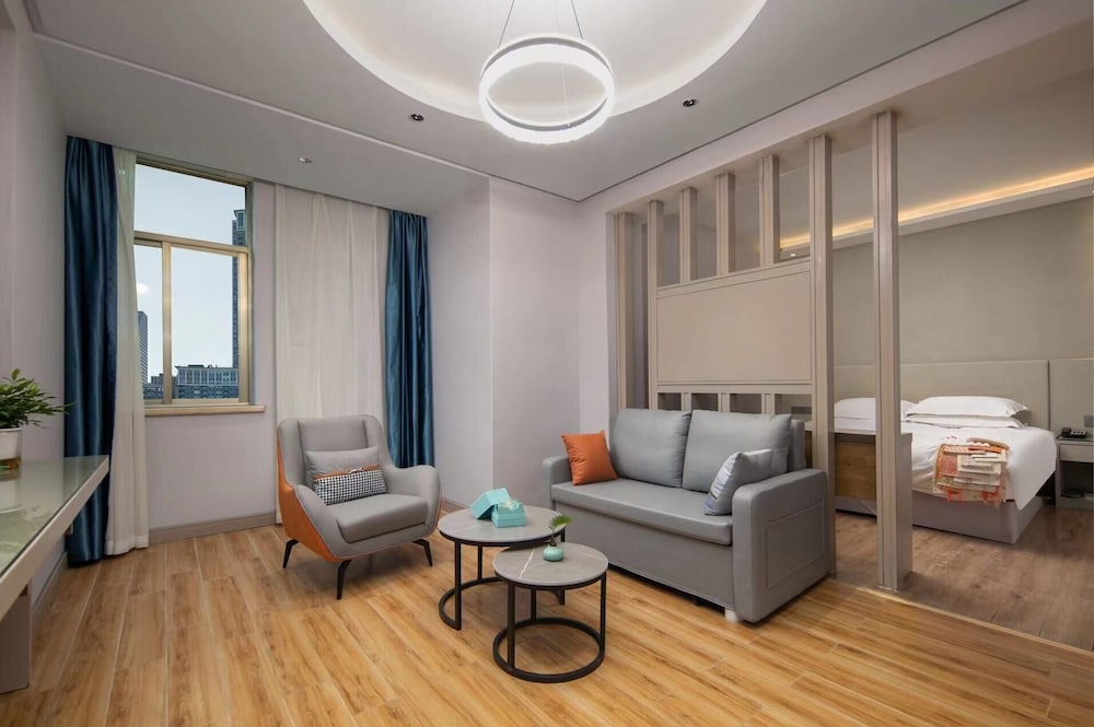 Luxury Room, 1 Bedroom, City View photo 3